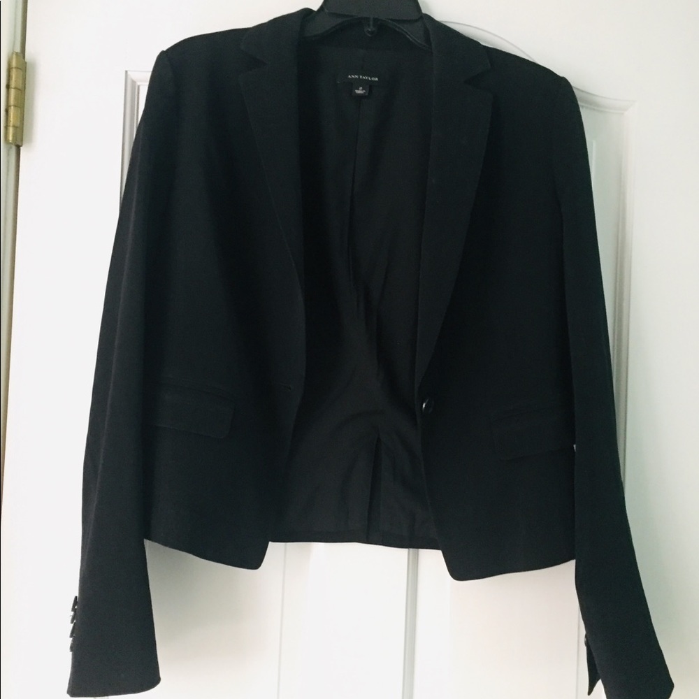 Ann Taylor Black Suit Coat / Blazer Size 2